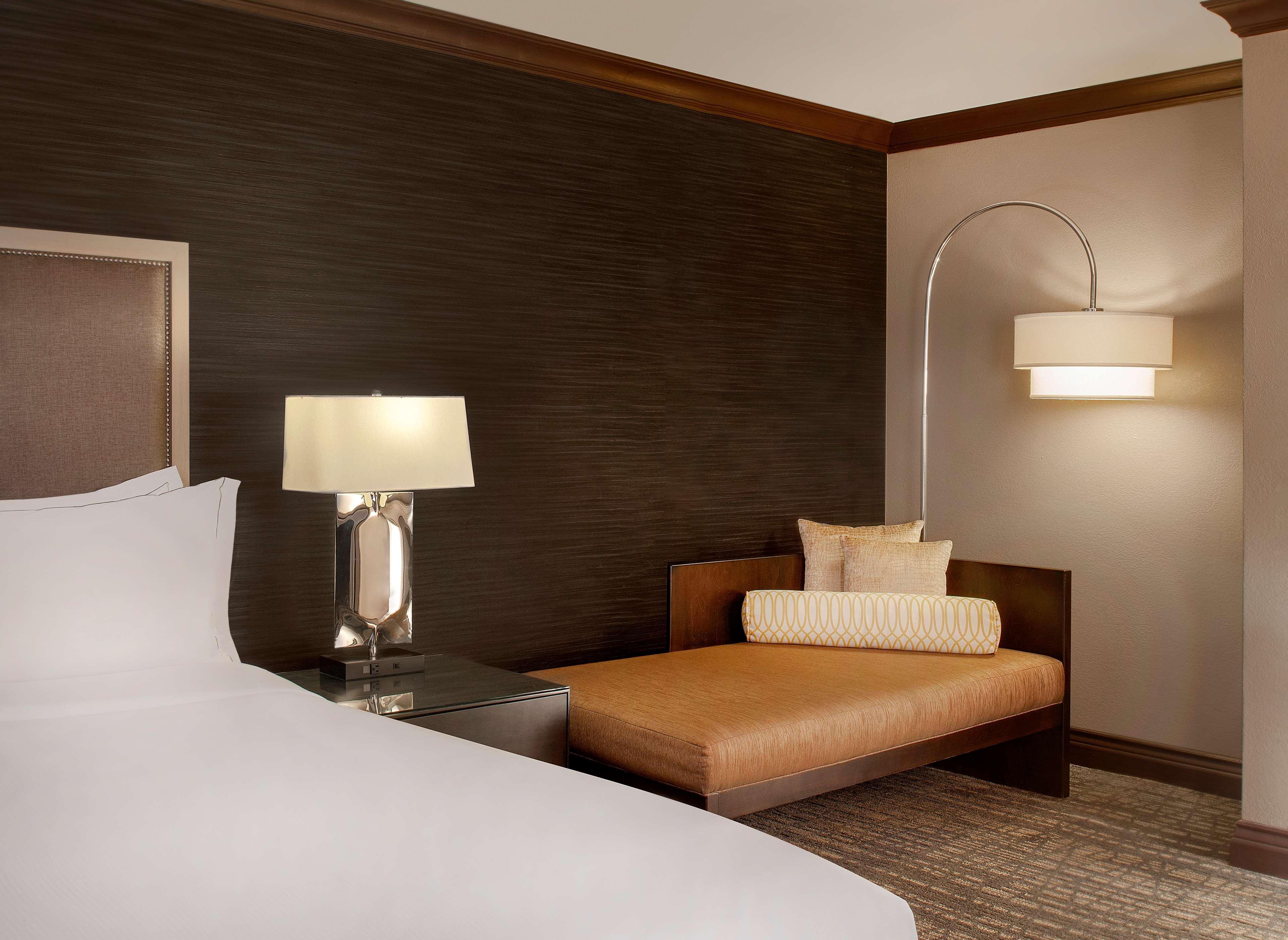 Hilton Fort Worth Eksteriør bilde